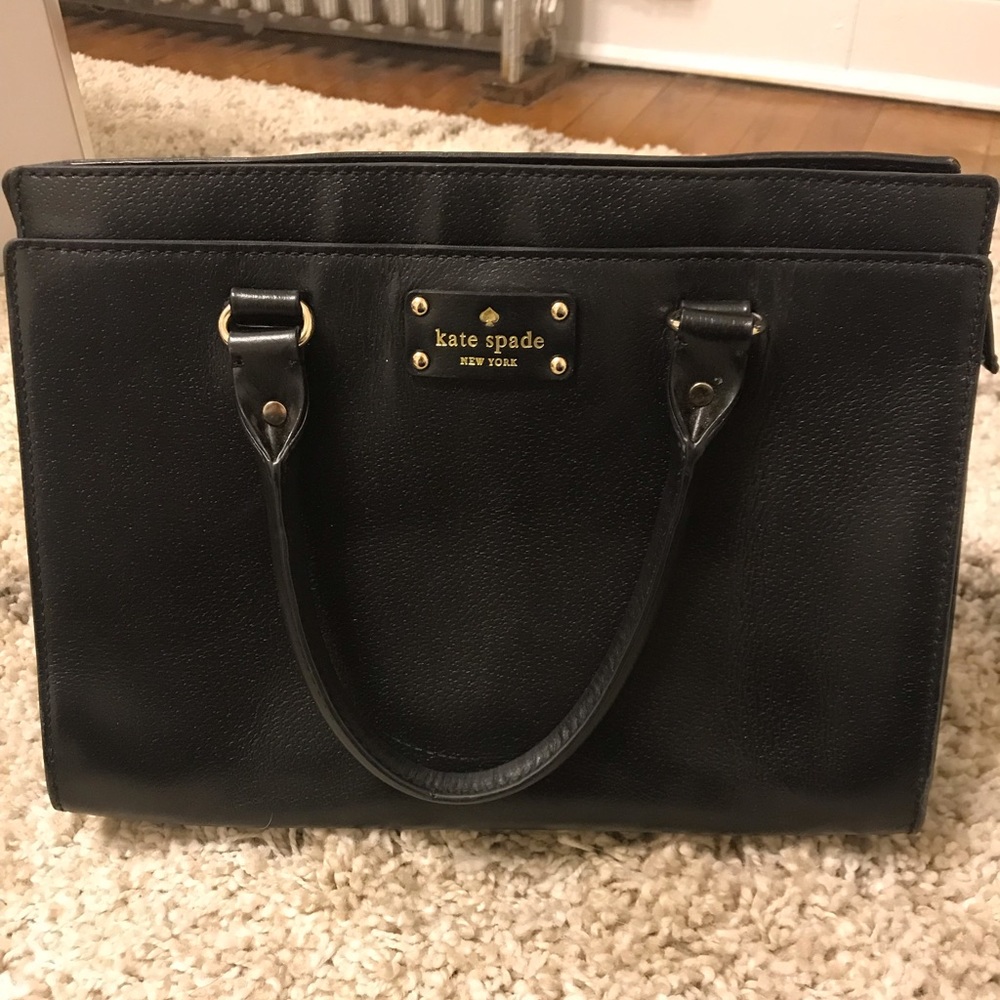 NEW Kate Spade Medium Leather Purse ♠️